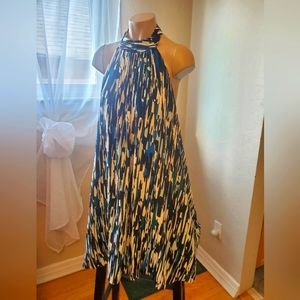 Cynthia Steffe Size 4 Halter Dress